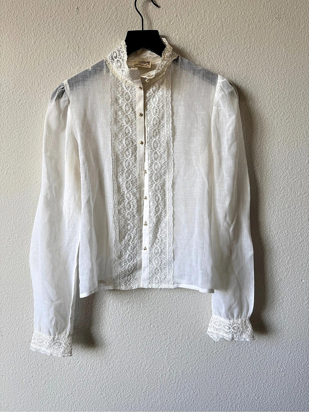 Vintage Jessica's Gunnies White Lace Front Blouse Pearl Buttons Sz S